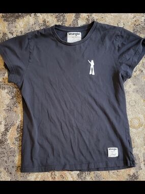 WRANGLER Lainey WILSON Short-Sleeve Fitted Shirt